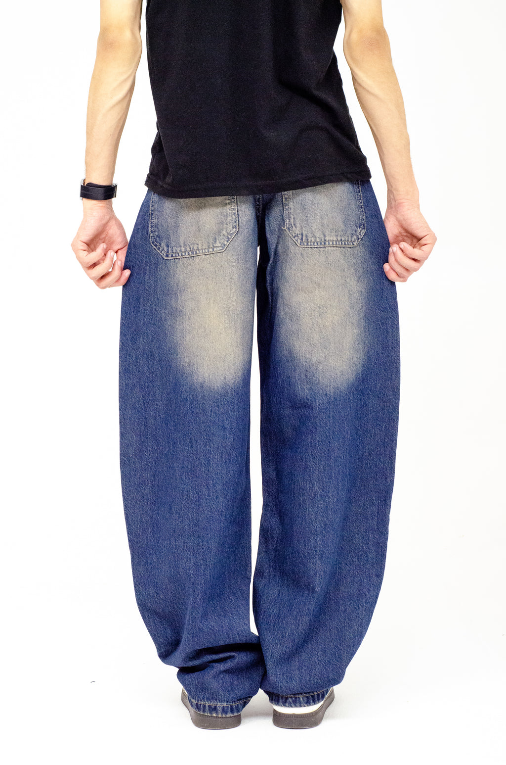 The Retro Fade Balloon Fit Denim