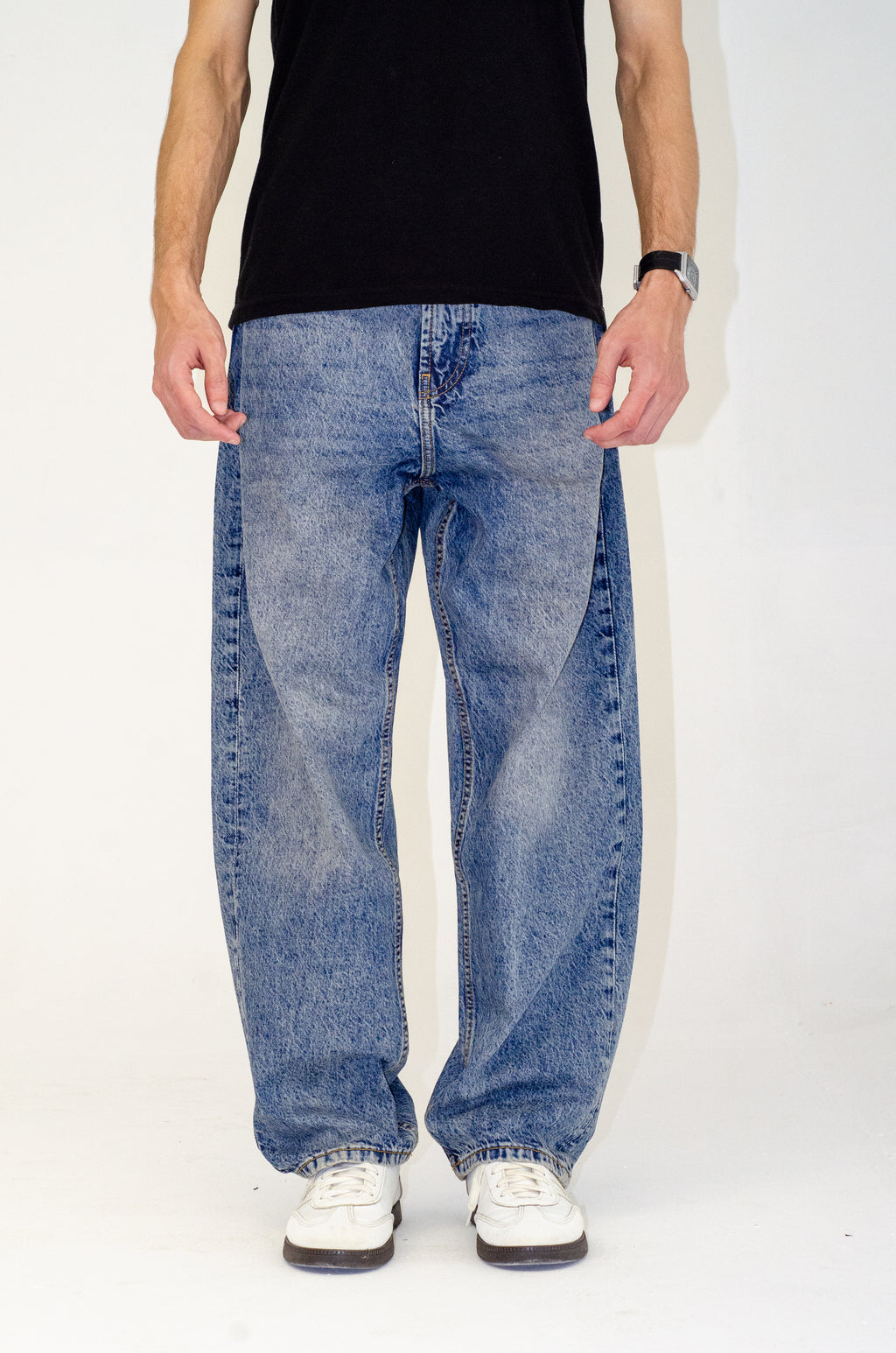 The 90s Grungy Baggy Denim