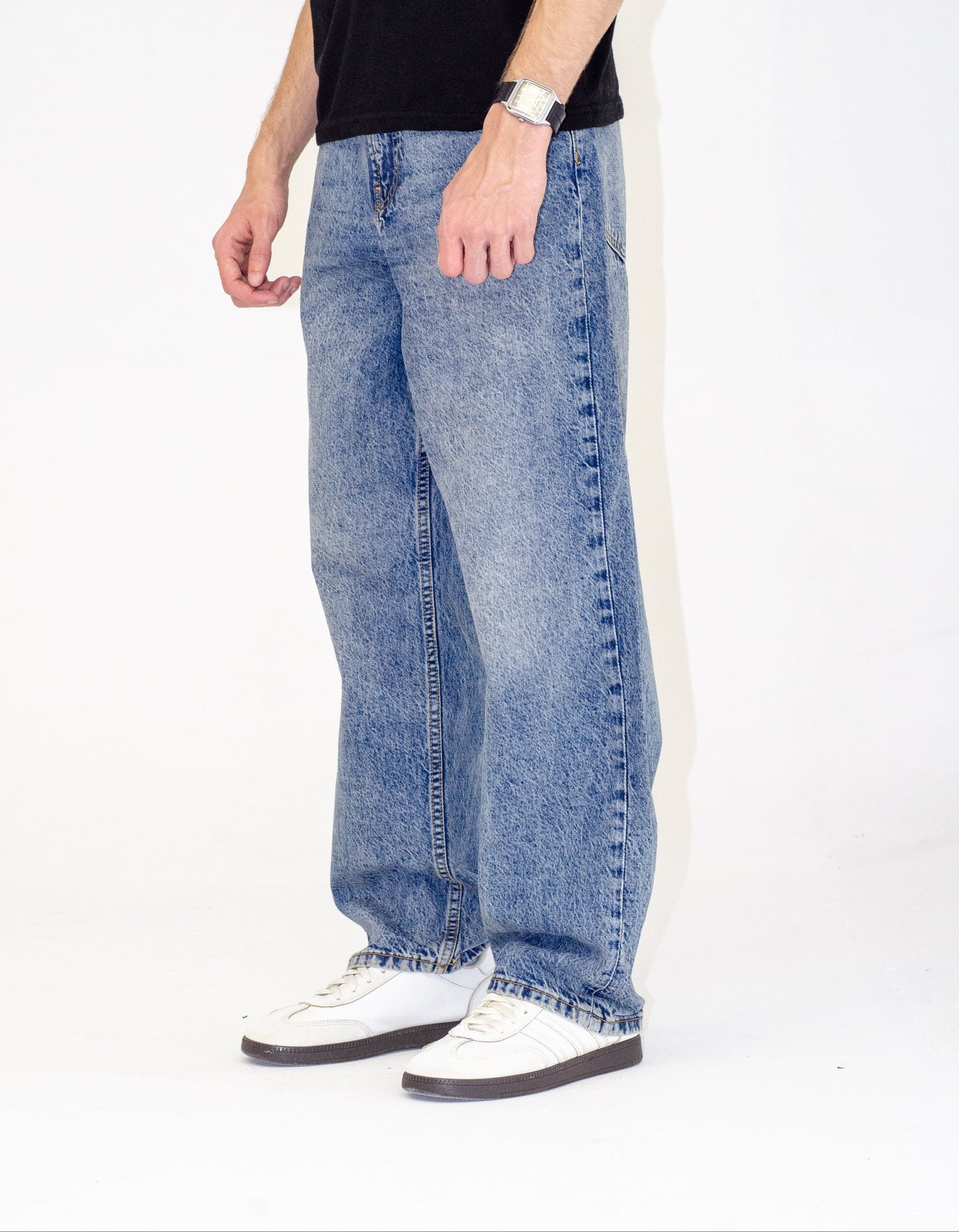 The 90s Grungy Denims