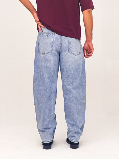 The Core Straight Fit Denims - Horizon