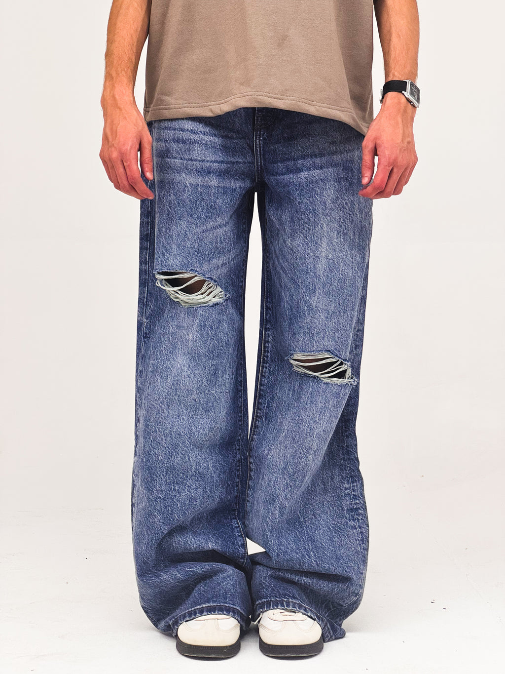 Wide Leg Fractured Denims